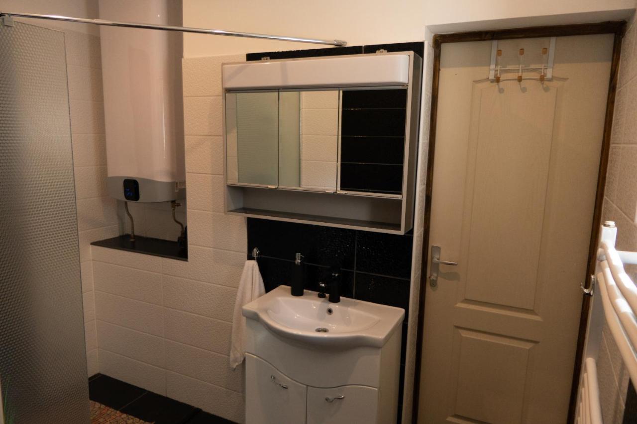 Pontyhalasz Vendeghaz Tiszabábolna Exterior foto